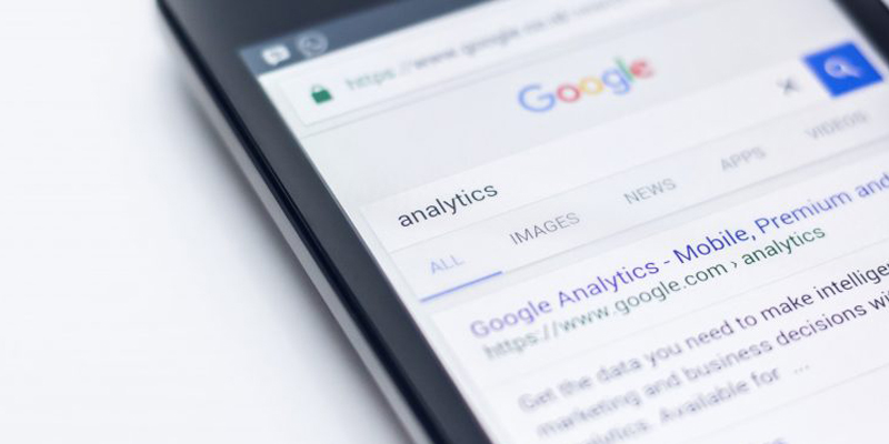 A Simple Guide for the Busy Marketer: Using data from online marketing and web analytics tools