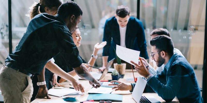 How SEOs Can Work with the Sales Team to Drive Business Growth