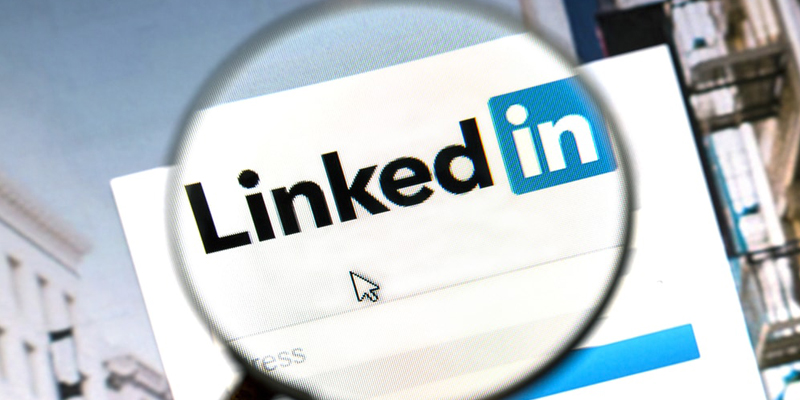 LinkedIn Shares New Usage Insights for Your 2021 Planning [Infographic]