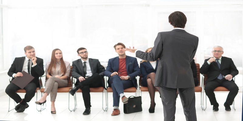 Bosses And Workers Worlds Apart On Marketing’s Success