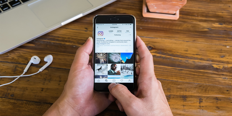 12 Instagram Background Ideas for Photos that Get More Likes