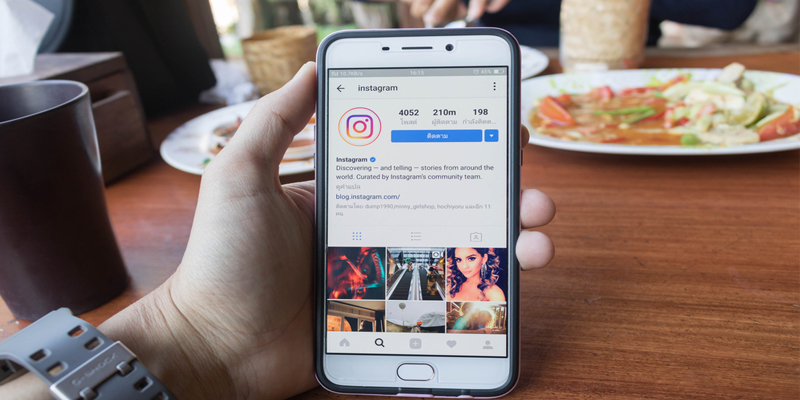 How to Conduct an Instagram Takeover (And Why You Should Consider One)