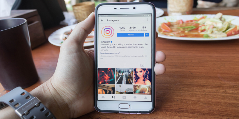 Instagram Reaches 800 Million Users, 2 Million Advertisers
