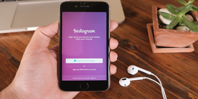 Instagram and Facebook Add New Features for Halloween, Including ‘Super Zoom’