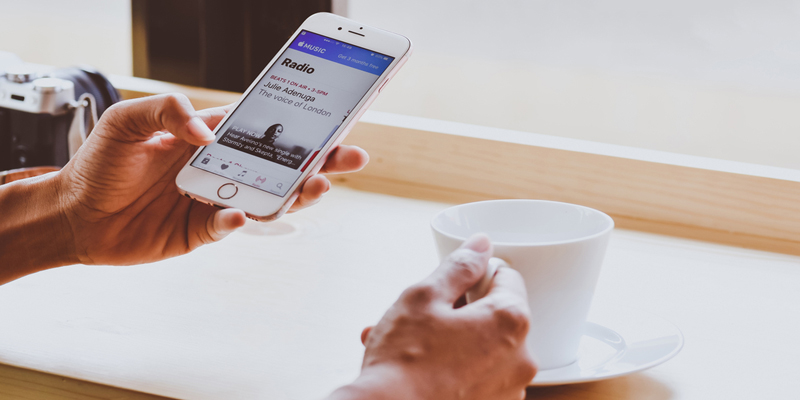Facebook’s Testing a New “Live Video Mode for Sellers” for Pages to Promote Products