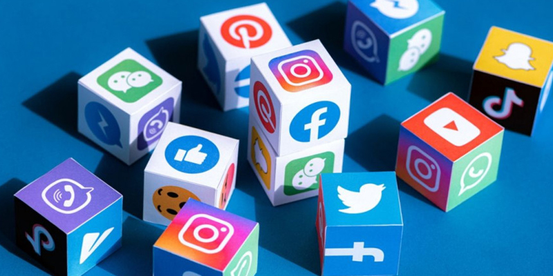 10 Social Media Trends to Guide Your Online Strategy in 2021 [Infographic]